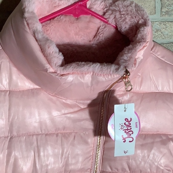 Justice NEW - Sz 18/20 yrs - reversible pink plush vest - rose asymmetric zipper - Picture 3 of 6